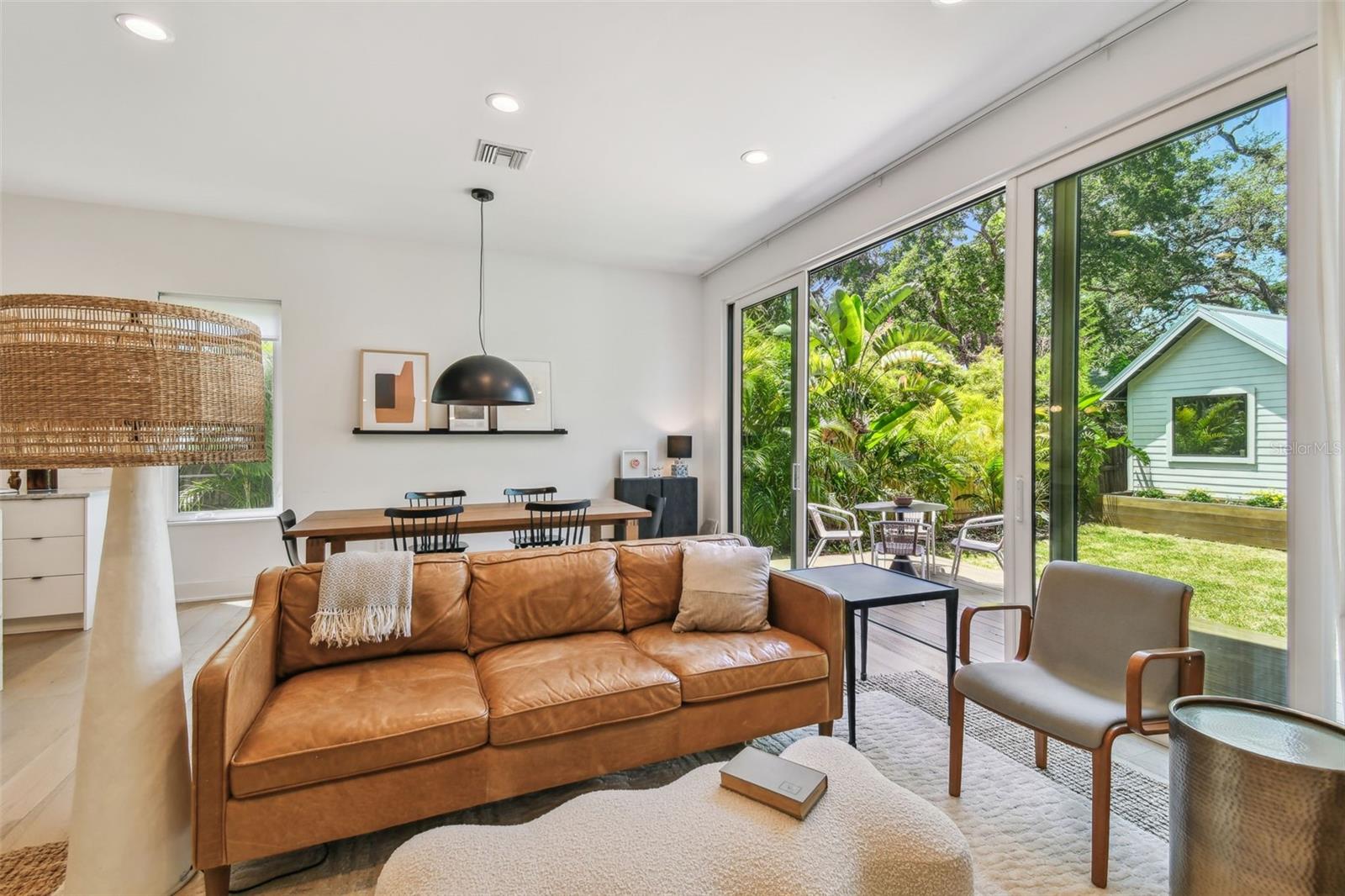 411 W FRANCES AVE #2