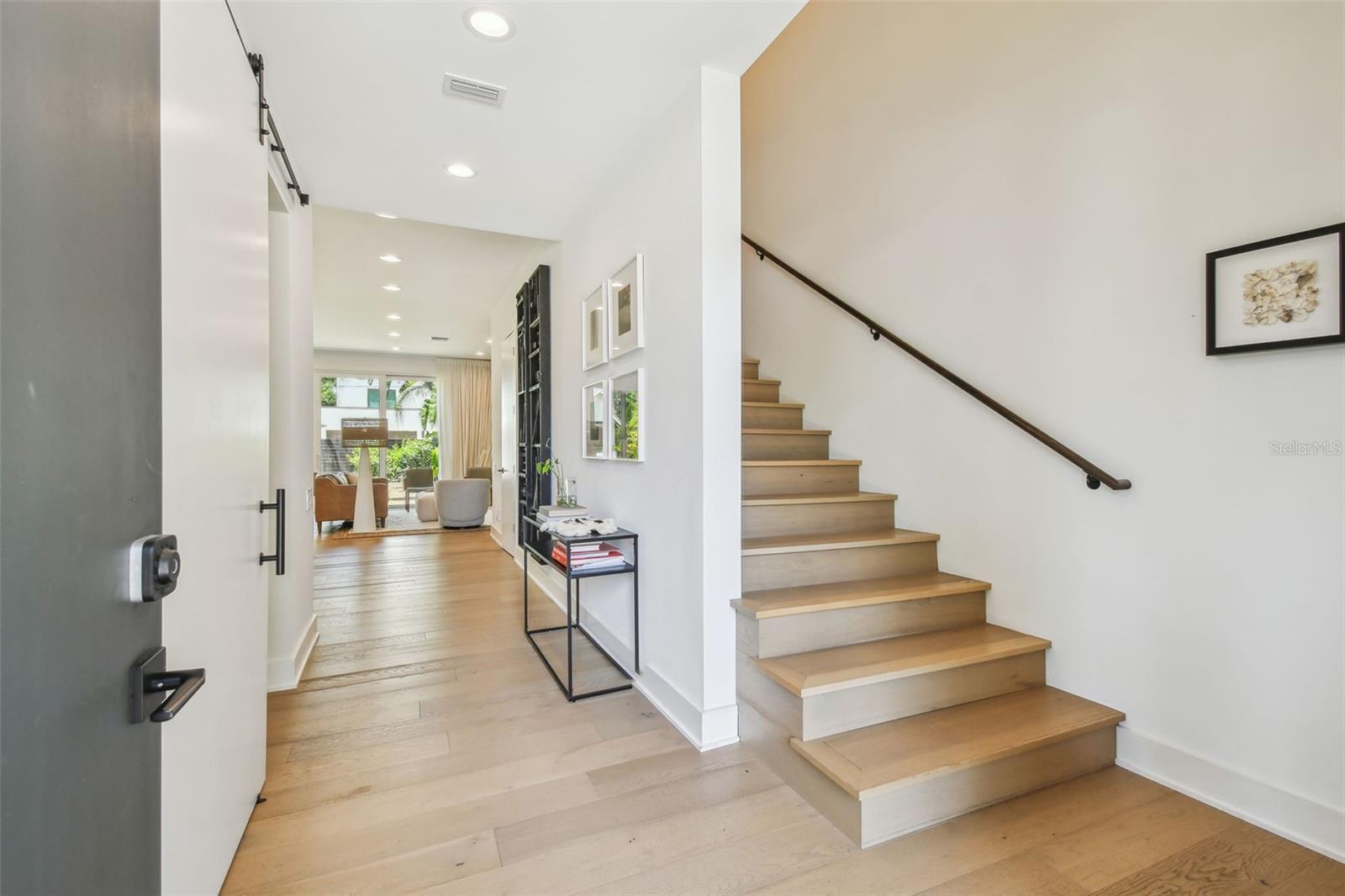 411 W FRANCES AVE #2