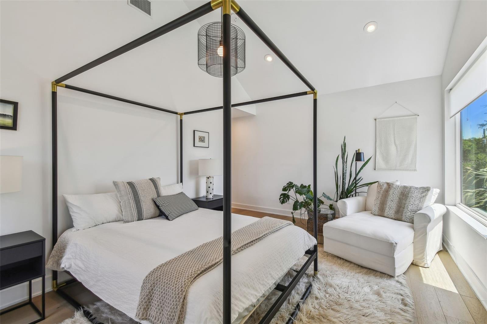 411 W FRANCES AVE #2