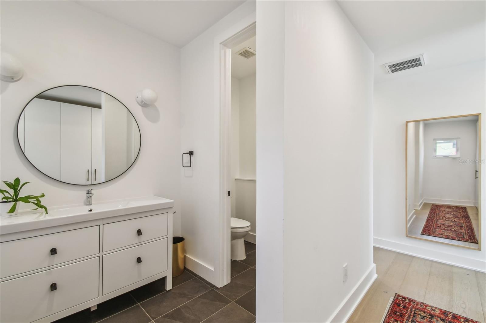 411 W FRANCES AVE #2