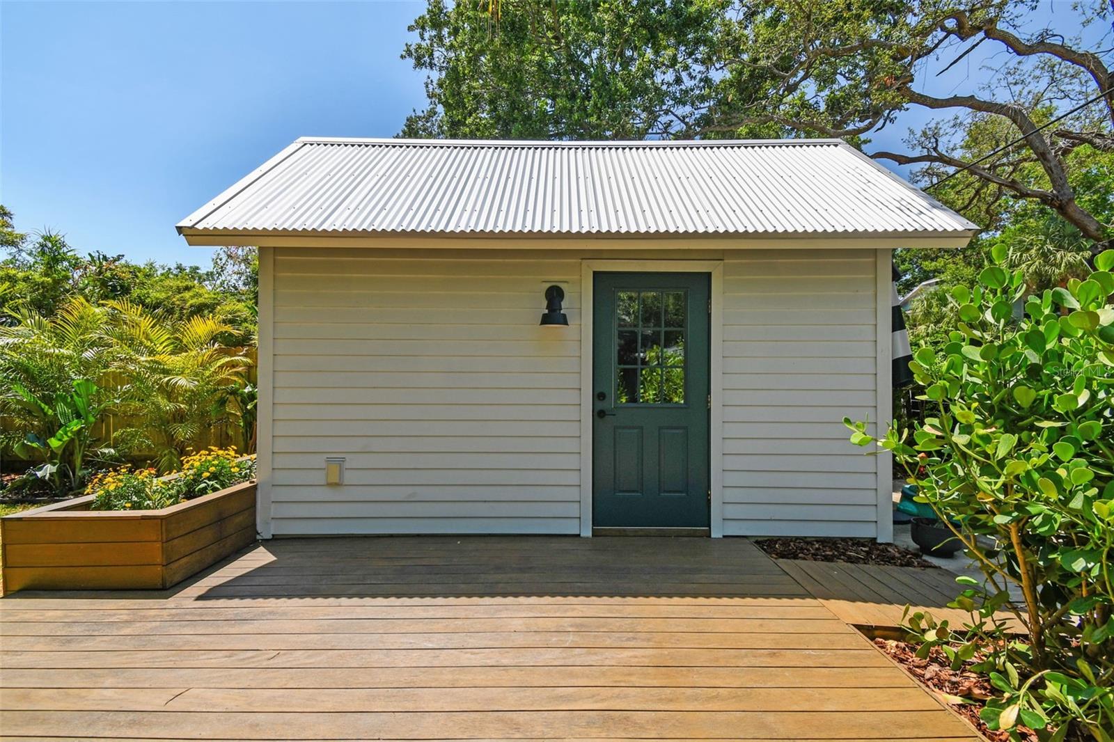 411 W FRANCES AVE #2