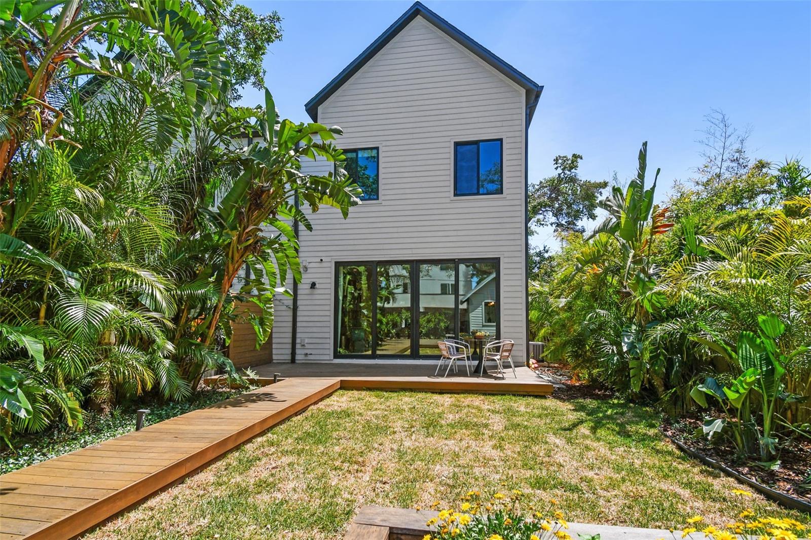 411 W FRANCES AVE #2