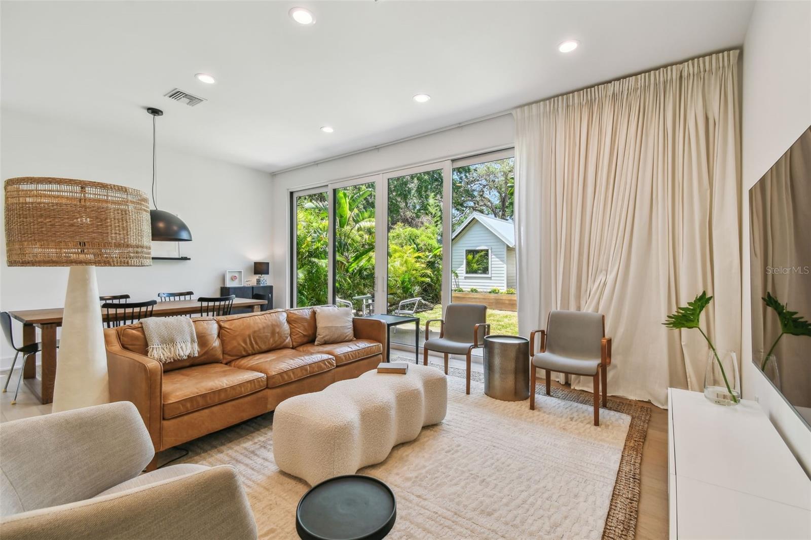 411 W FRANCES AVE #2