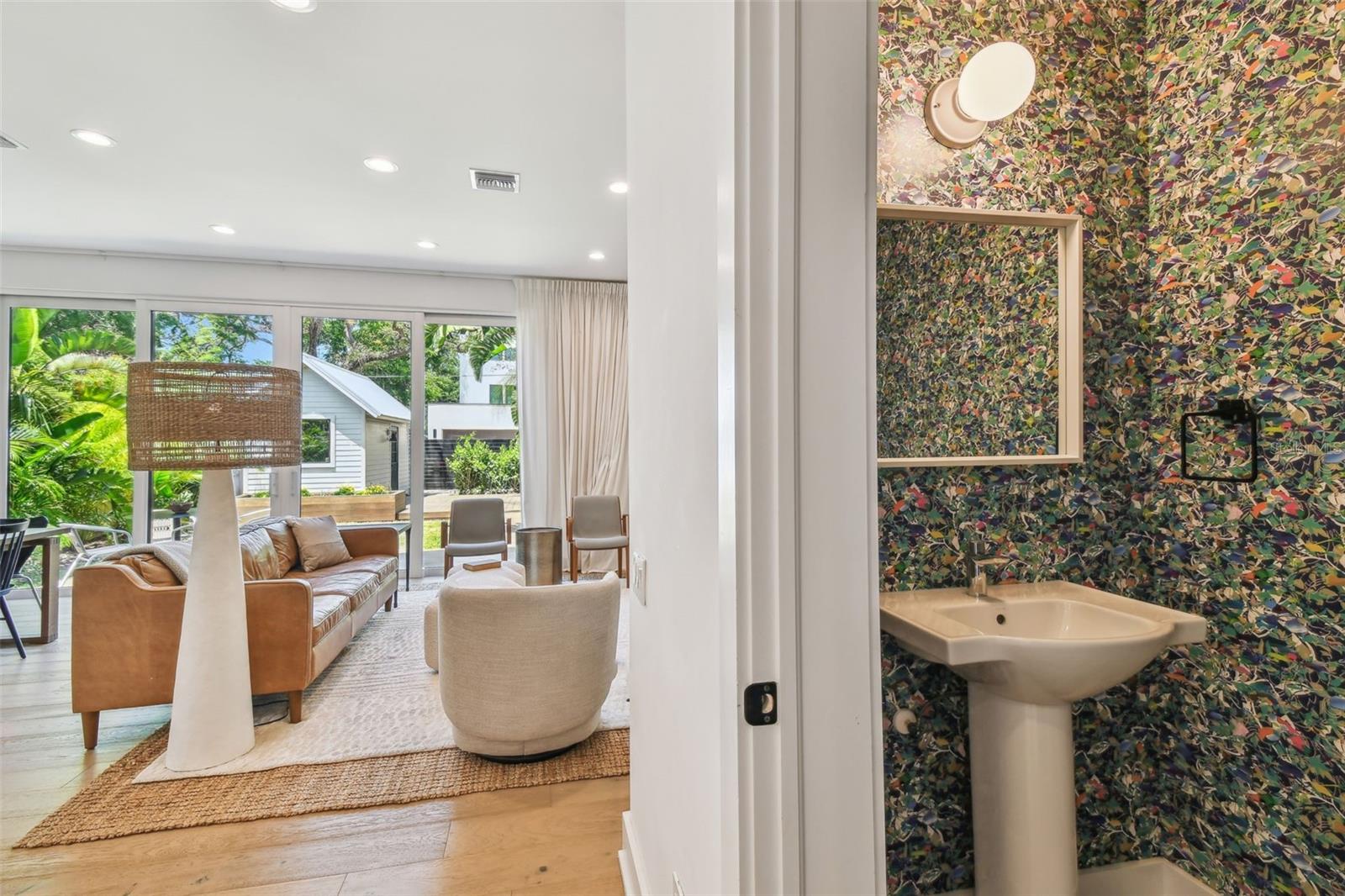 411 W FRANCES AVE #2