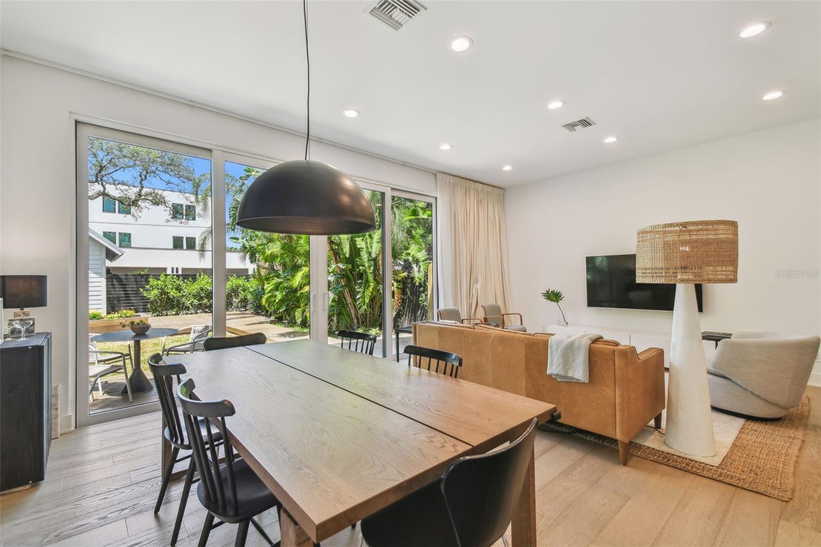 411 W FRANCES AVE #2