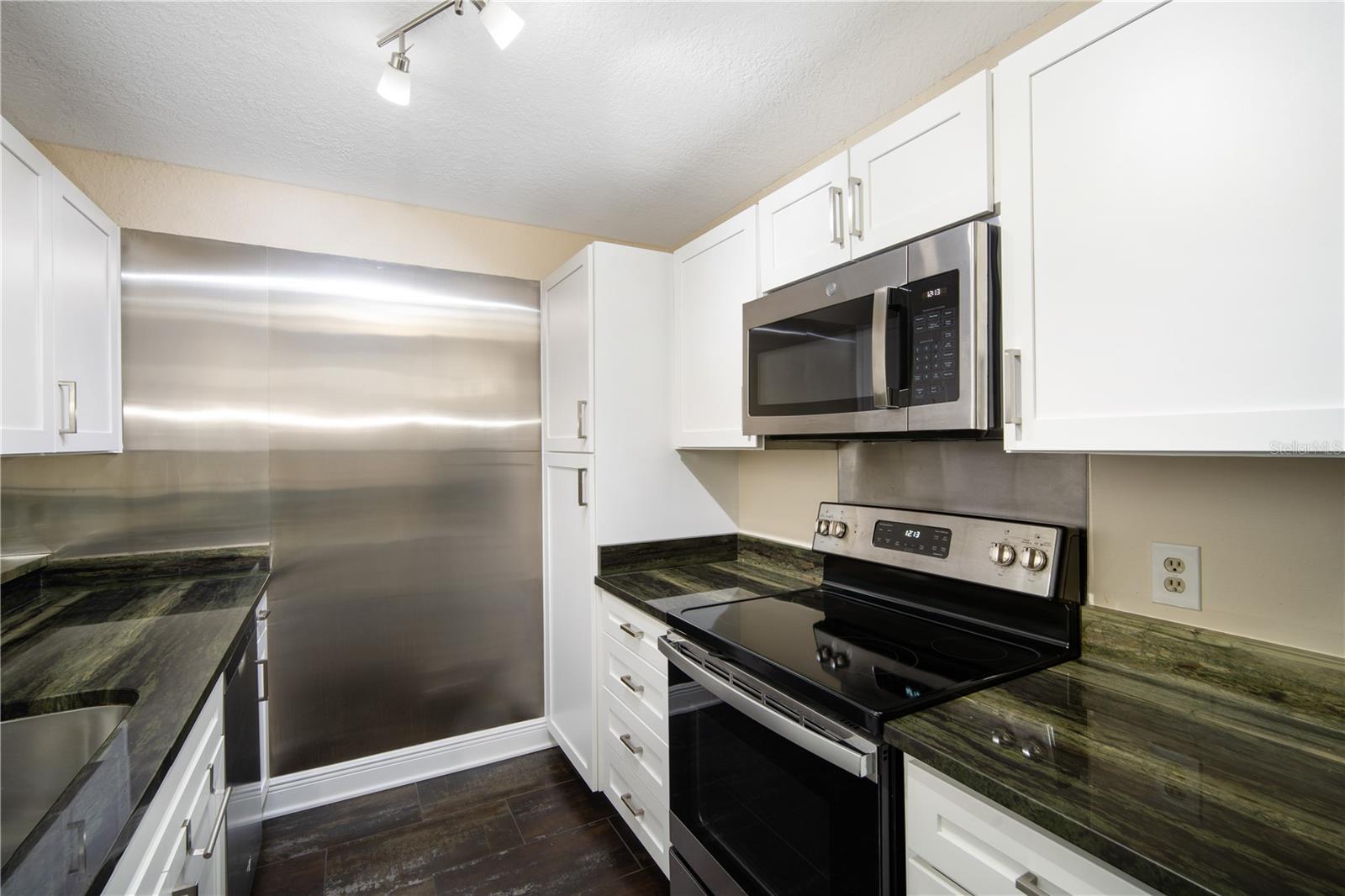 3211 W SWANN AVE #605