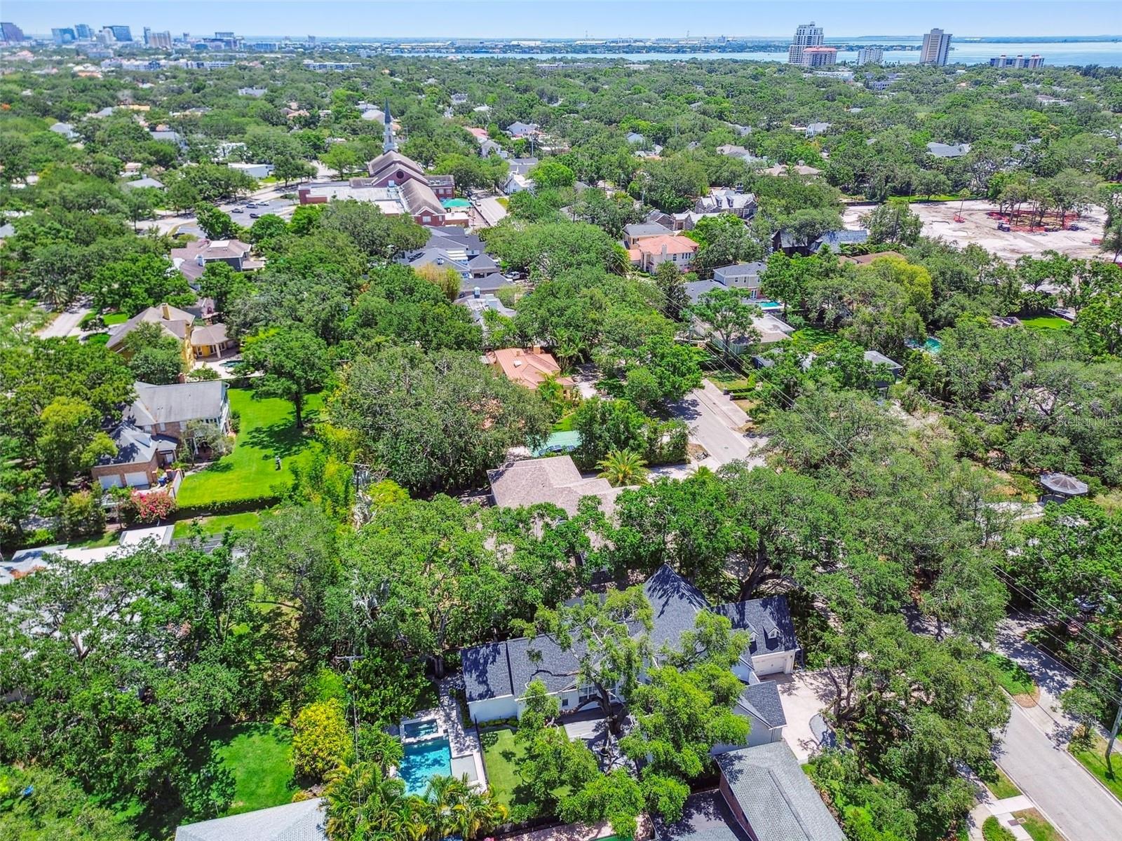 3209 W MORRISON AVE