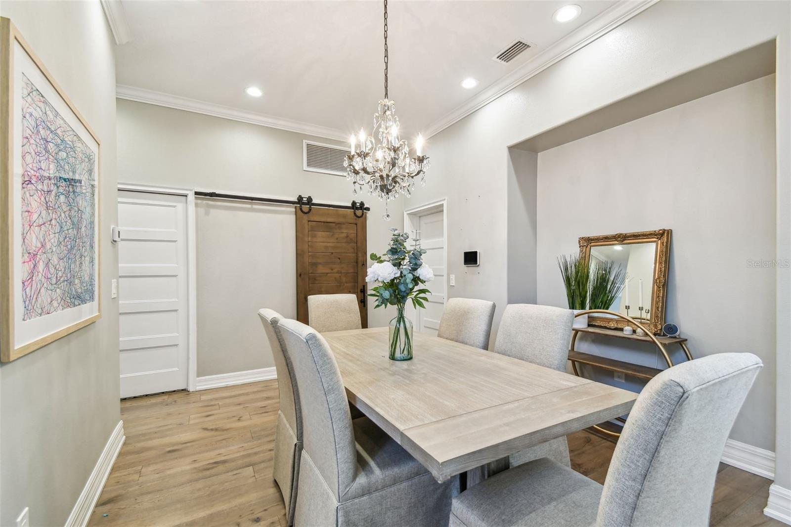 3209 W MORRISON AVE