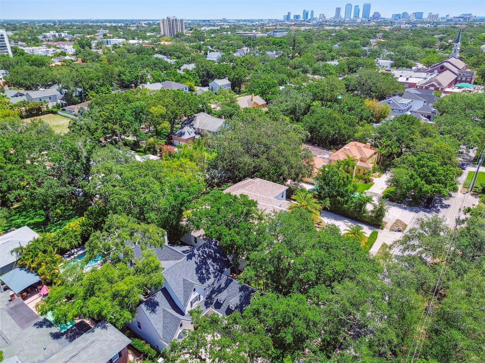 3209 W MORRISON AVE