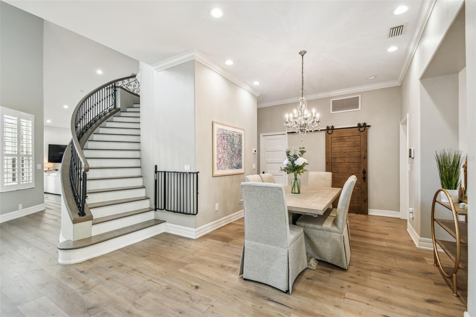 3209 W MORRISON AVE