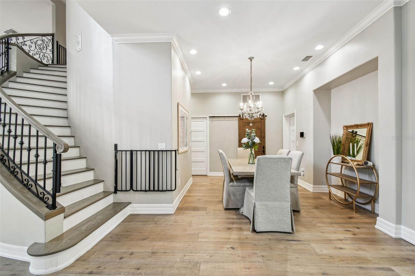 3209 W MORRISON AVE