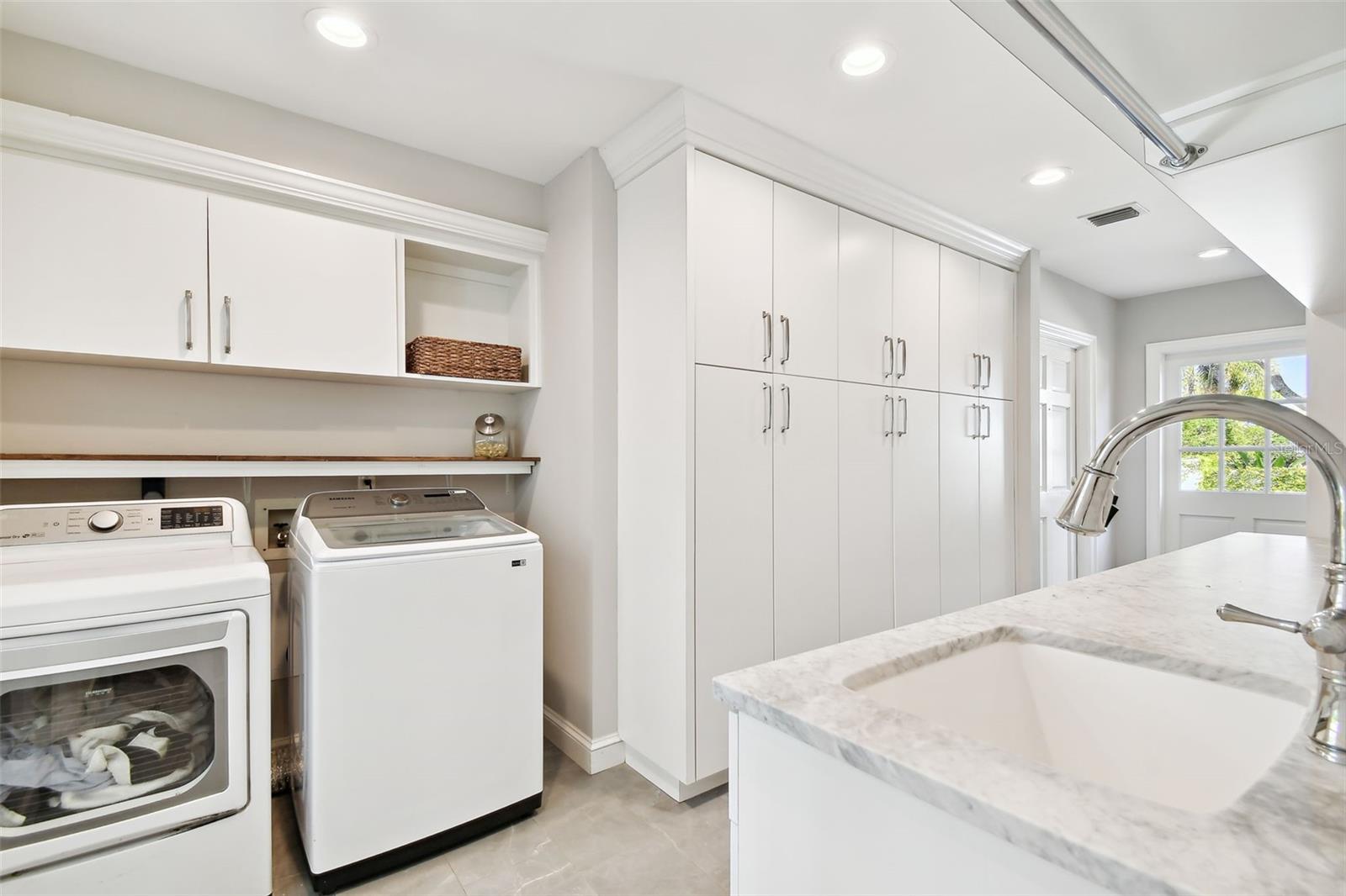 1114 CULBREATH ISLES DR