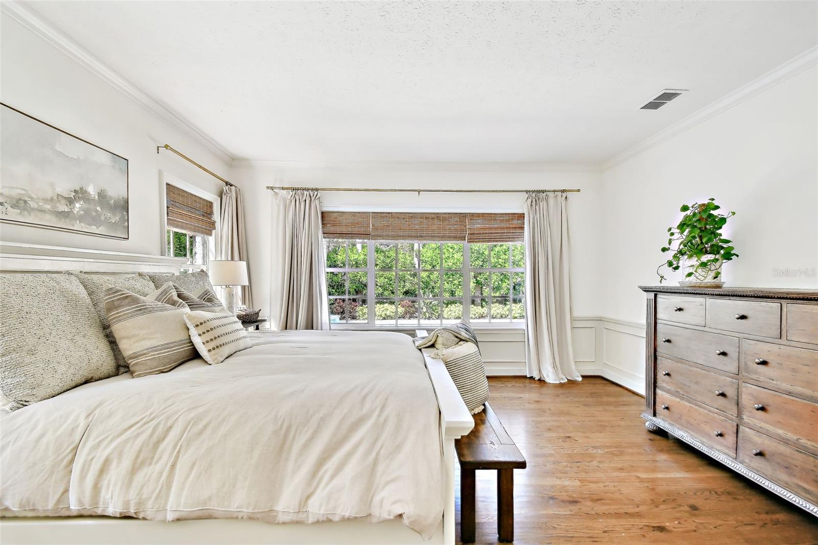 1114 CULBREATH ISLES DR