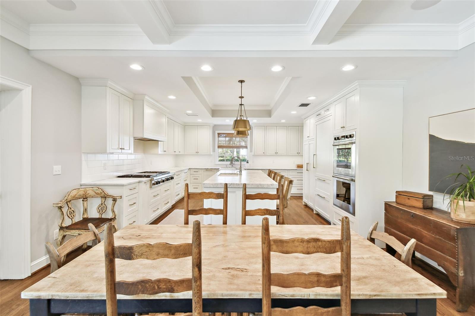 1114 CULBREATH ISLES DR