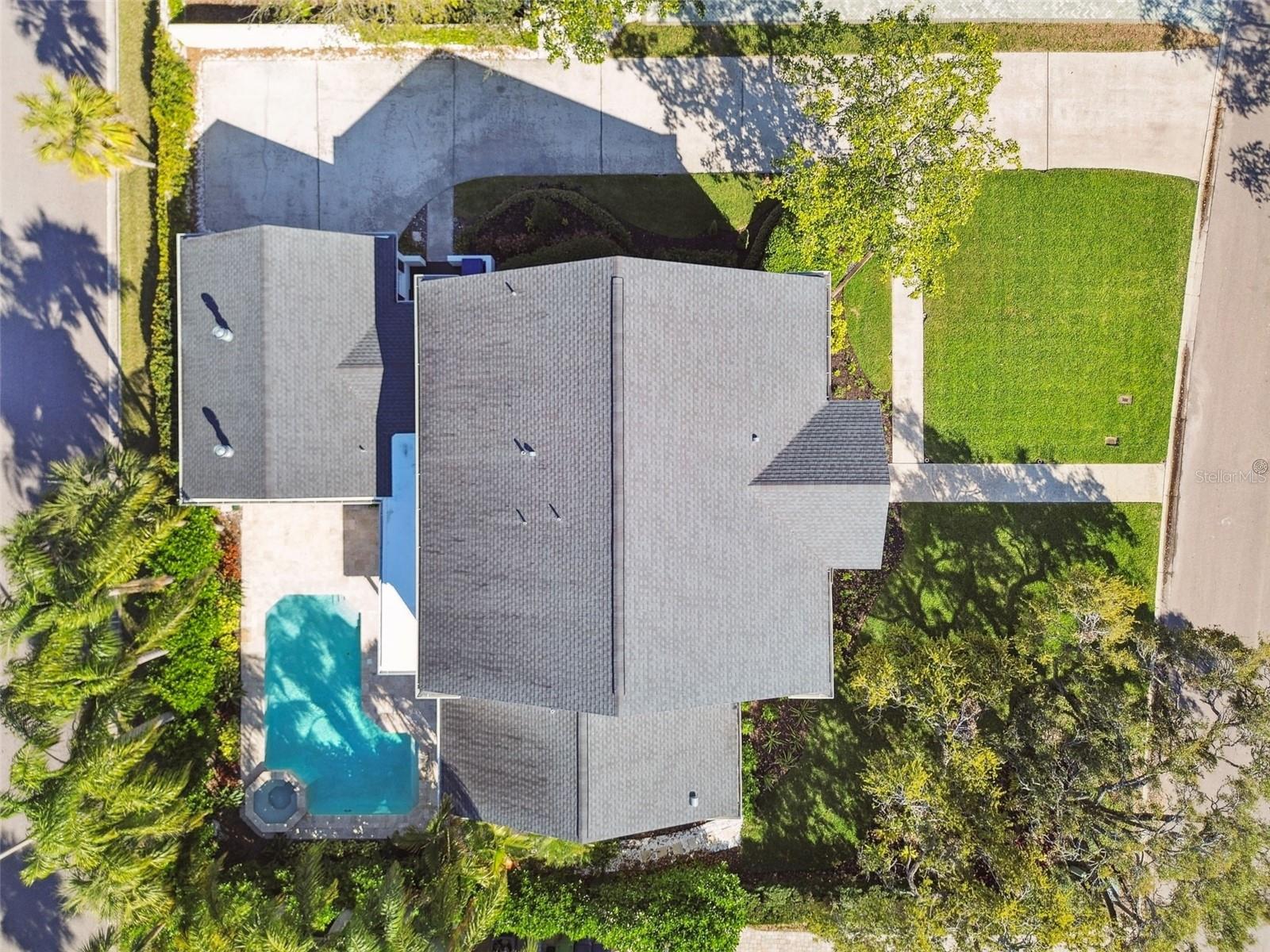 1114 CULBREATH ISLES DR