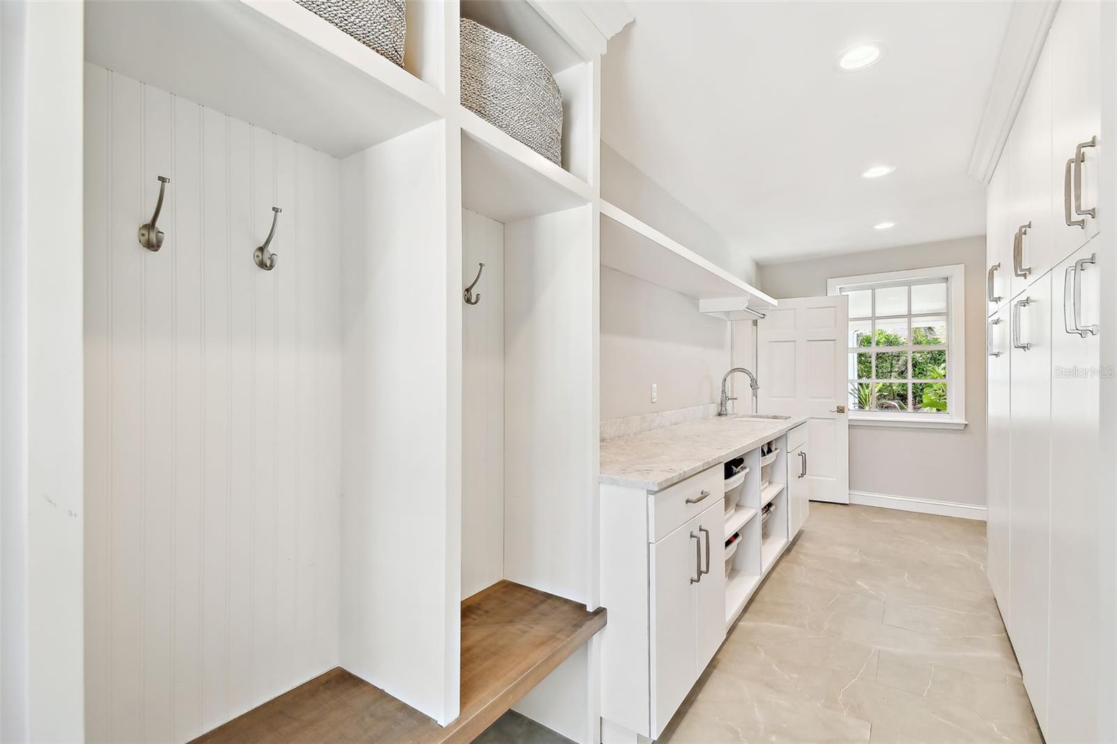 1114 CULBREATH ISLES DR