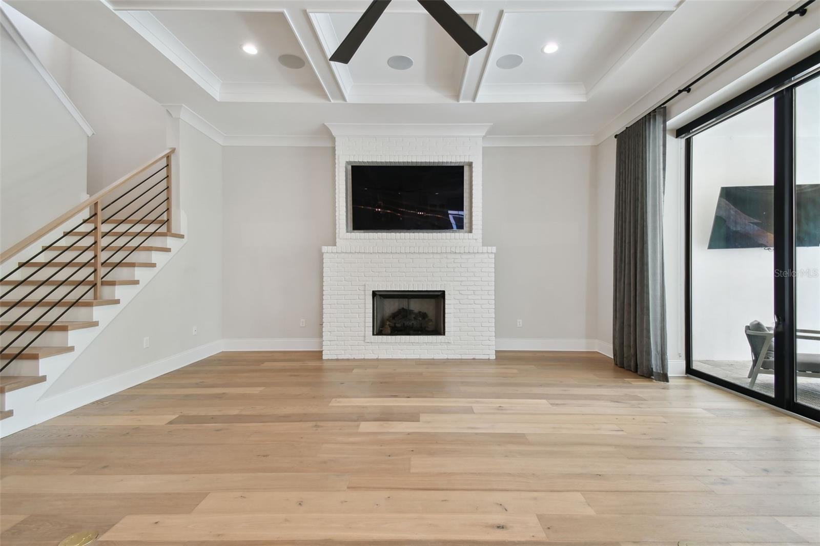 4109 W INMAN AVE
