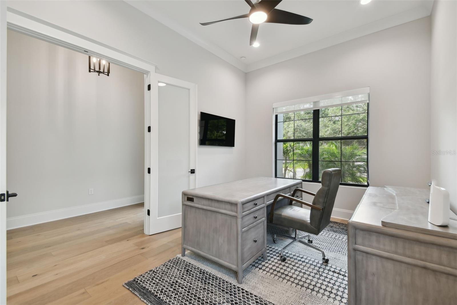 4109 W INMAN AVE