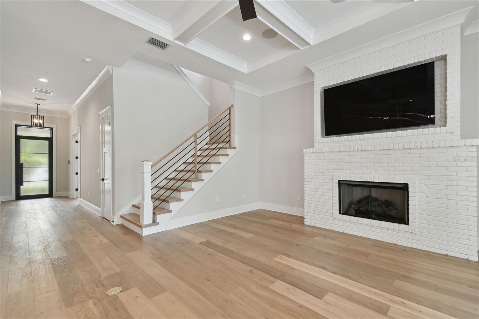 4109 W INMAN AVE