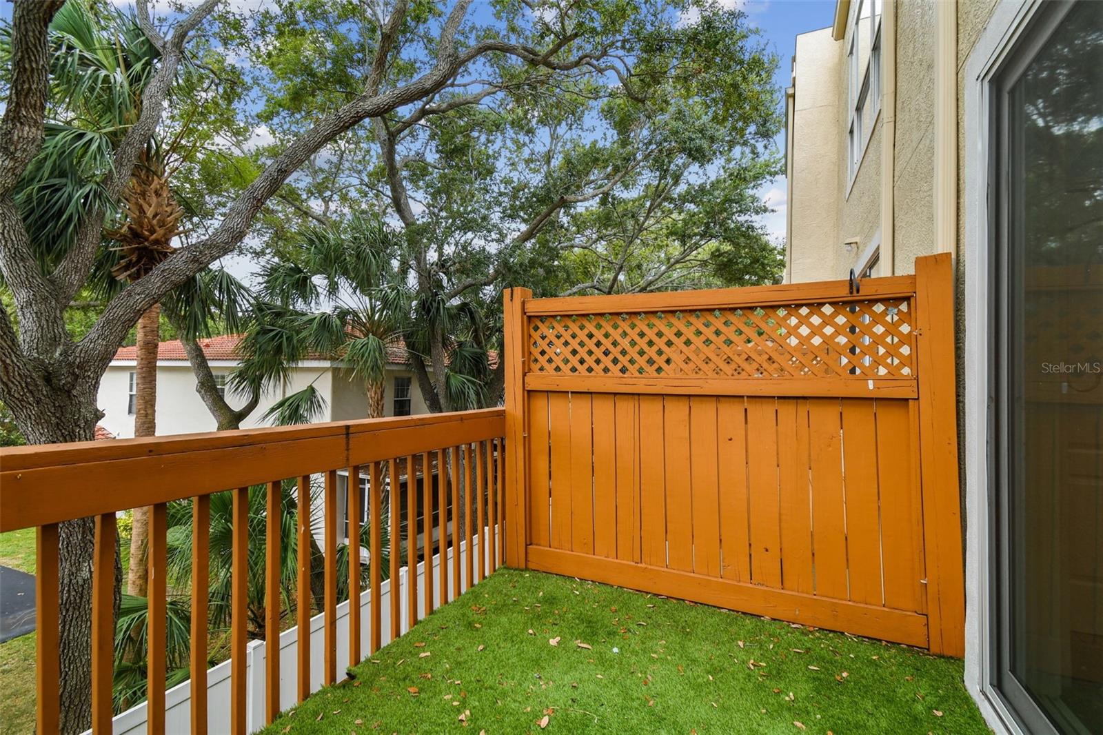 3183 BAYSHORE OAKS DR