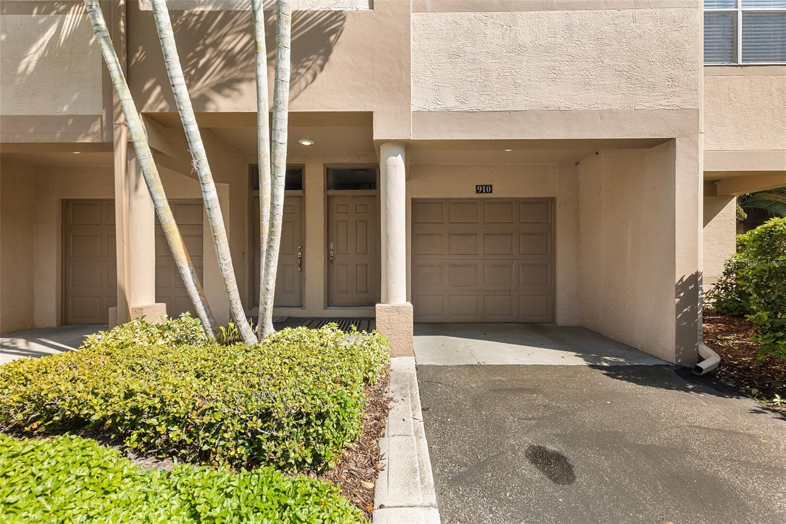 910 NORMANDY TRACE RD