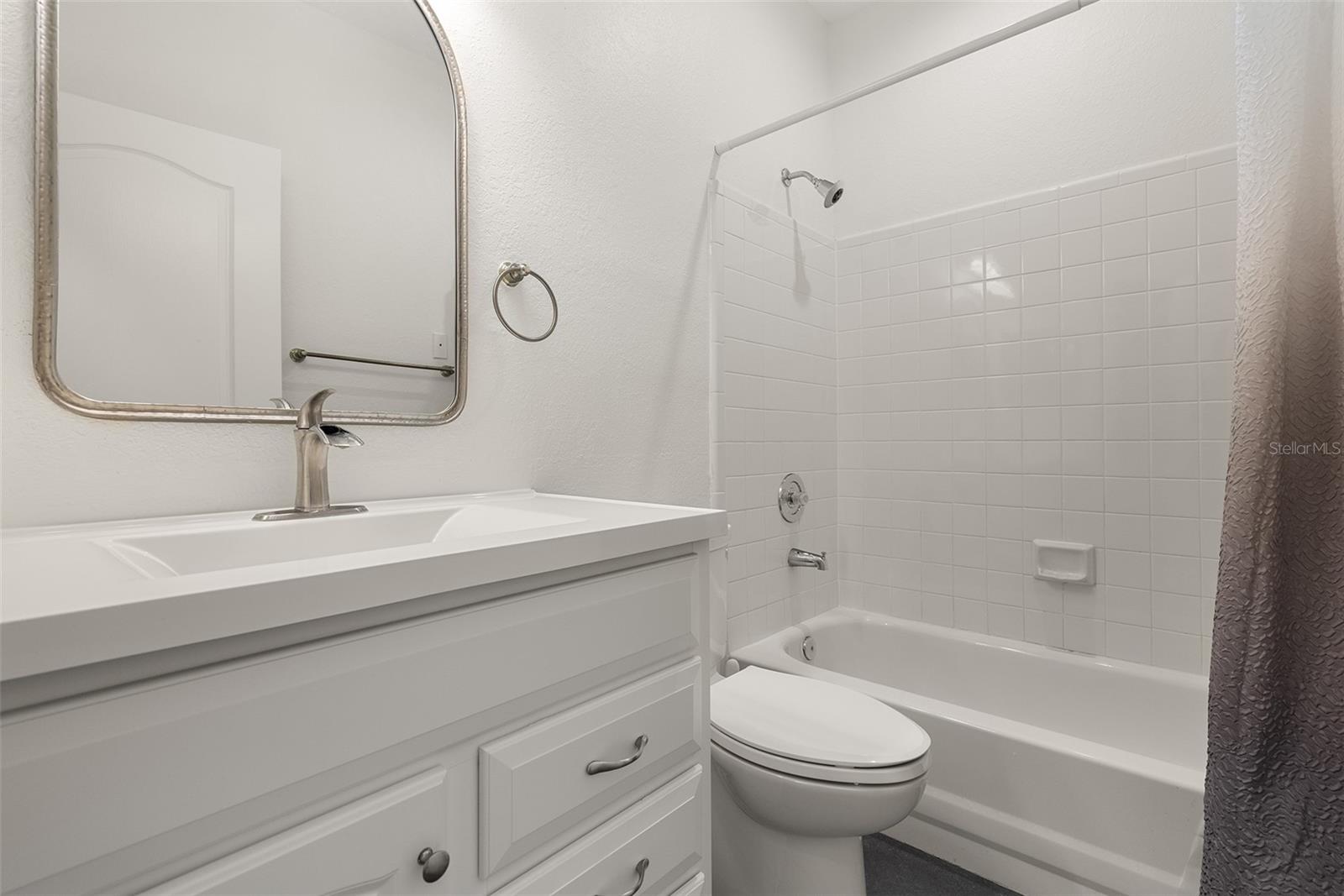 910 NORMANDY TRACE RD