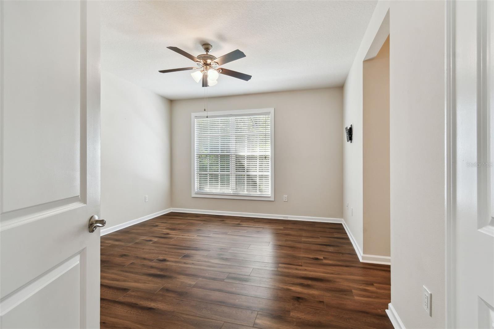 8320 MANOR CLUB CIR #2