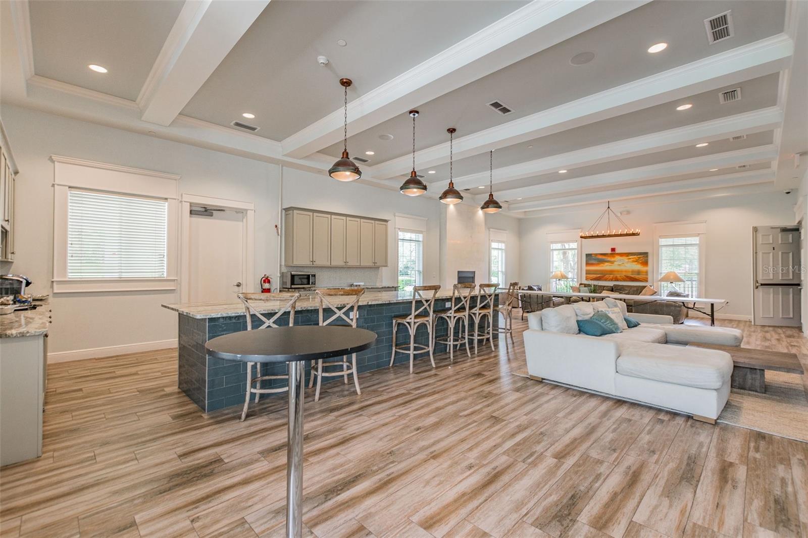 8320 MANOR CLUB CIR #2