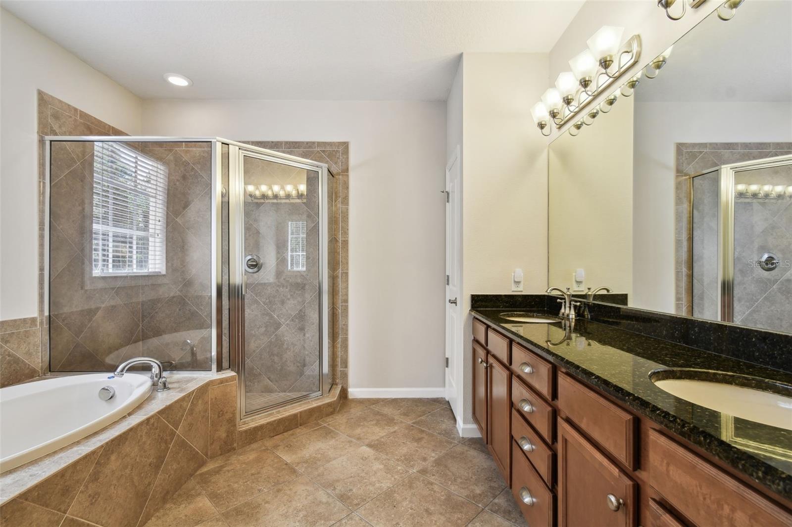 8320 MANOR CLUB CIR #2