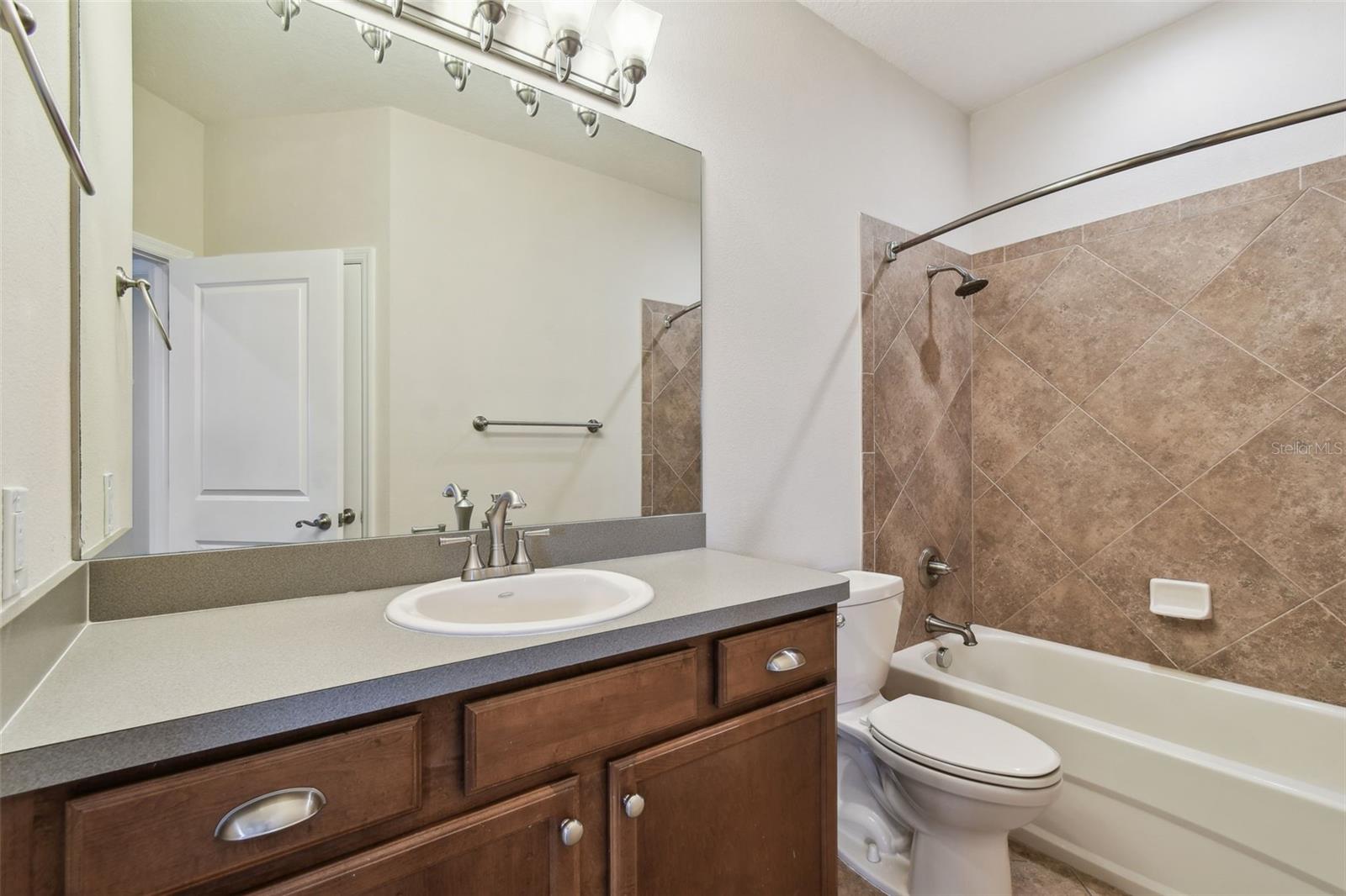 8320 MANOR CLUB CIR #2