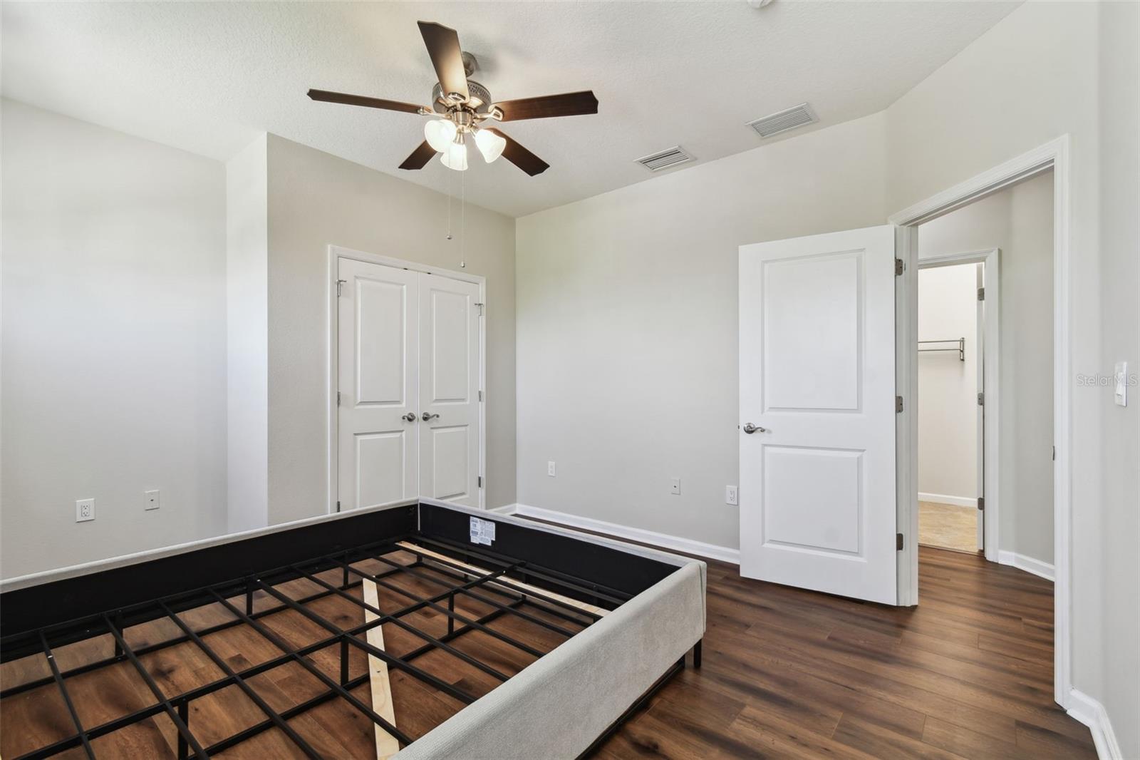 8320 MANOR CLUB CIR #2