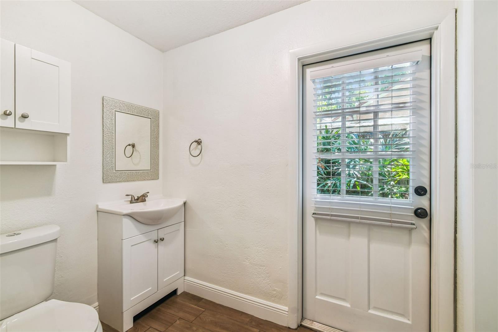 3215 W VILLA ROSA ST