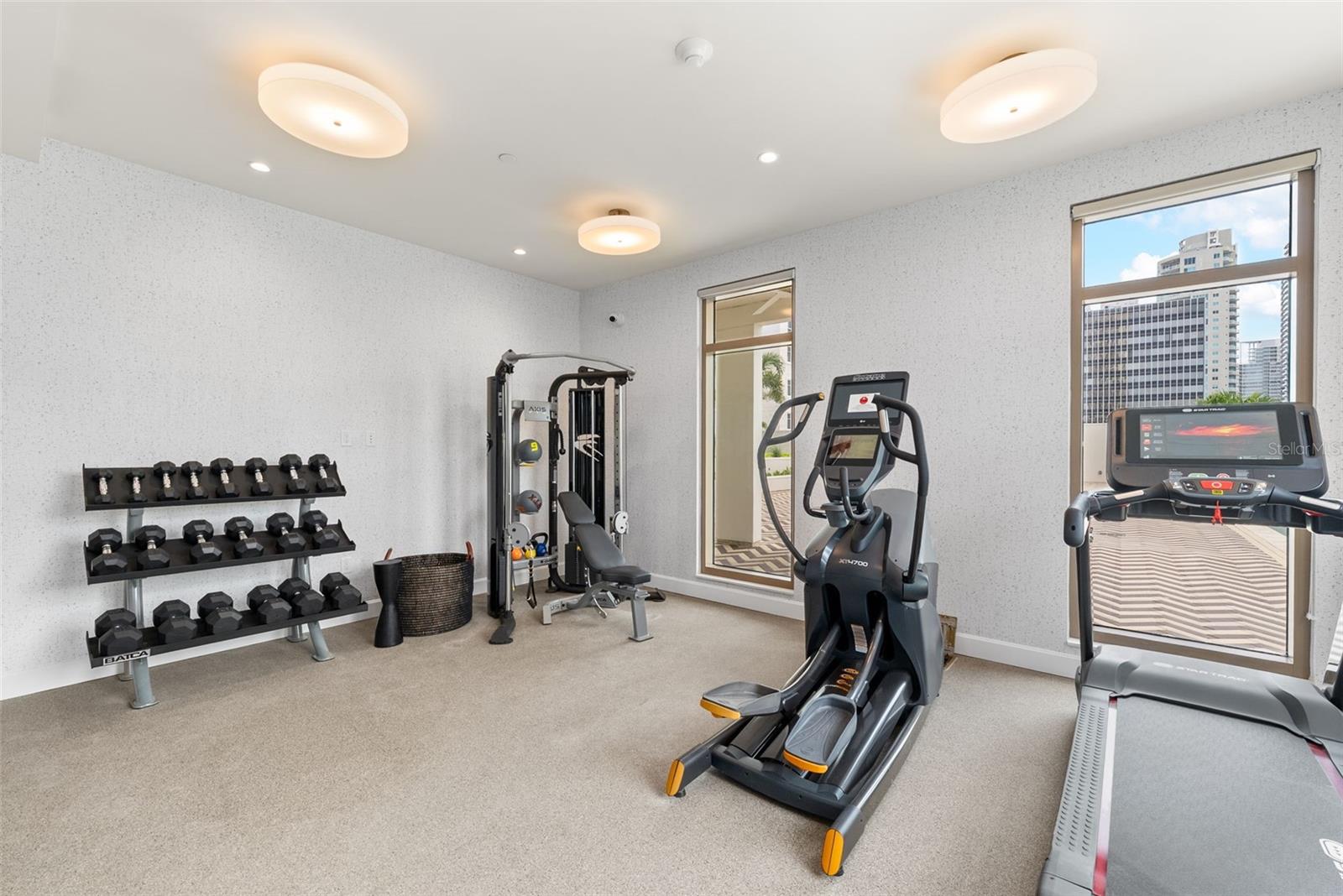 126 4TH AVE NE #1101