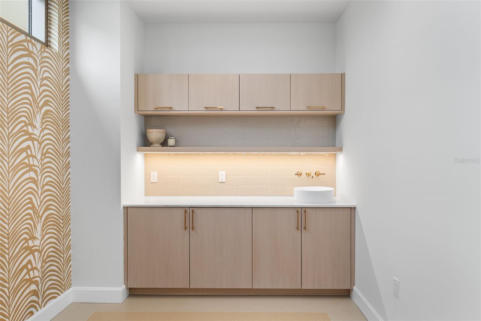 126 4TH AVE NE #1101