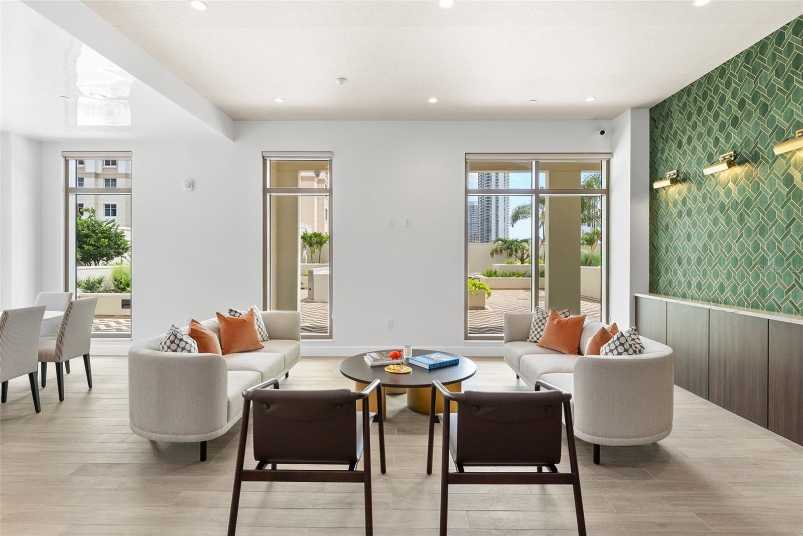 126 4TH AVE NE #1101