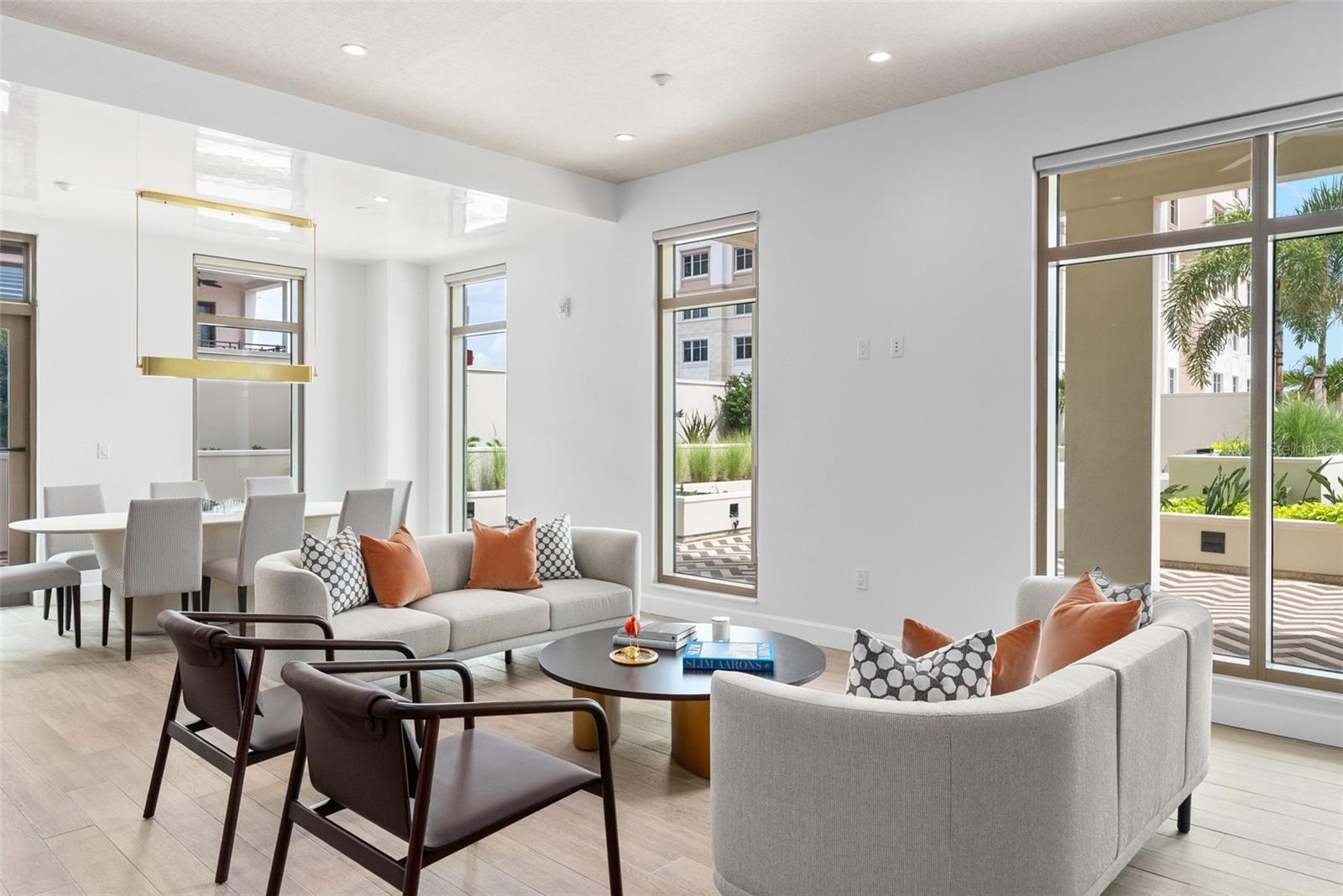 126 4TH AVE NE #1101