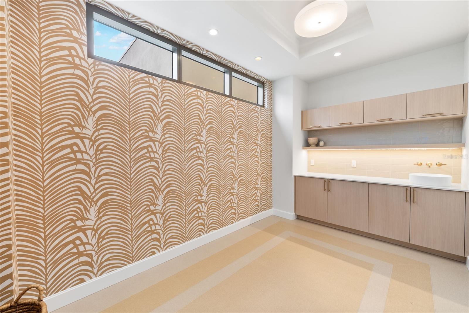 126 4TH AVE NE #1101