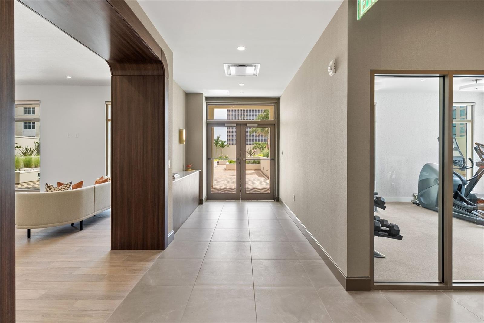 126 4TH AVE NE #1101