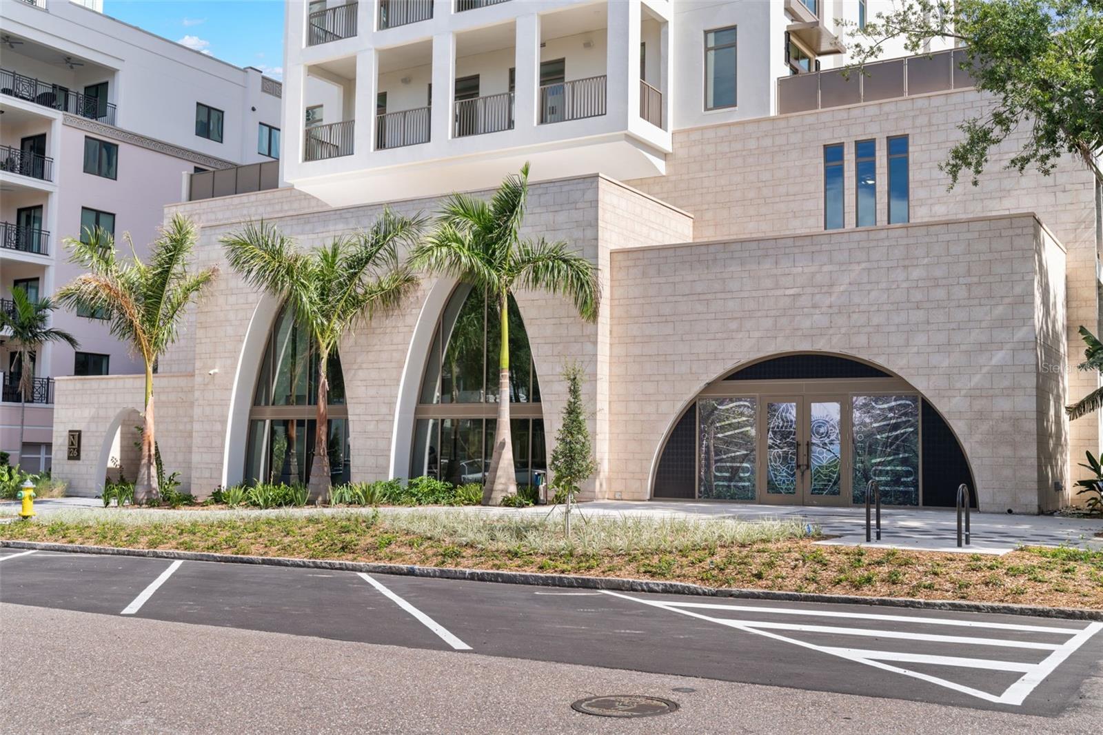 126 4TH AVE NE #1101