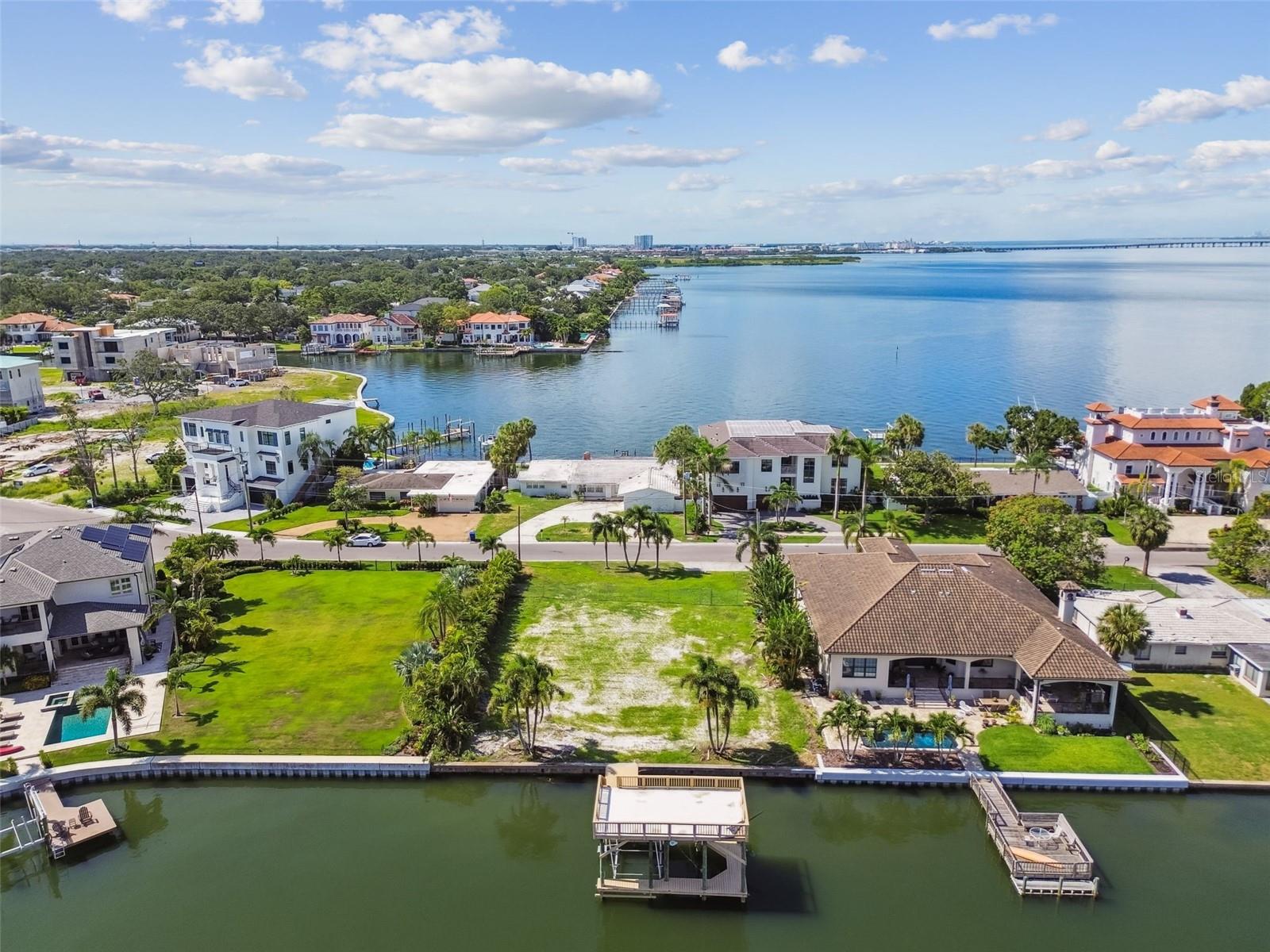 5105 W LONGFELLOW AVE