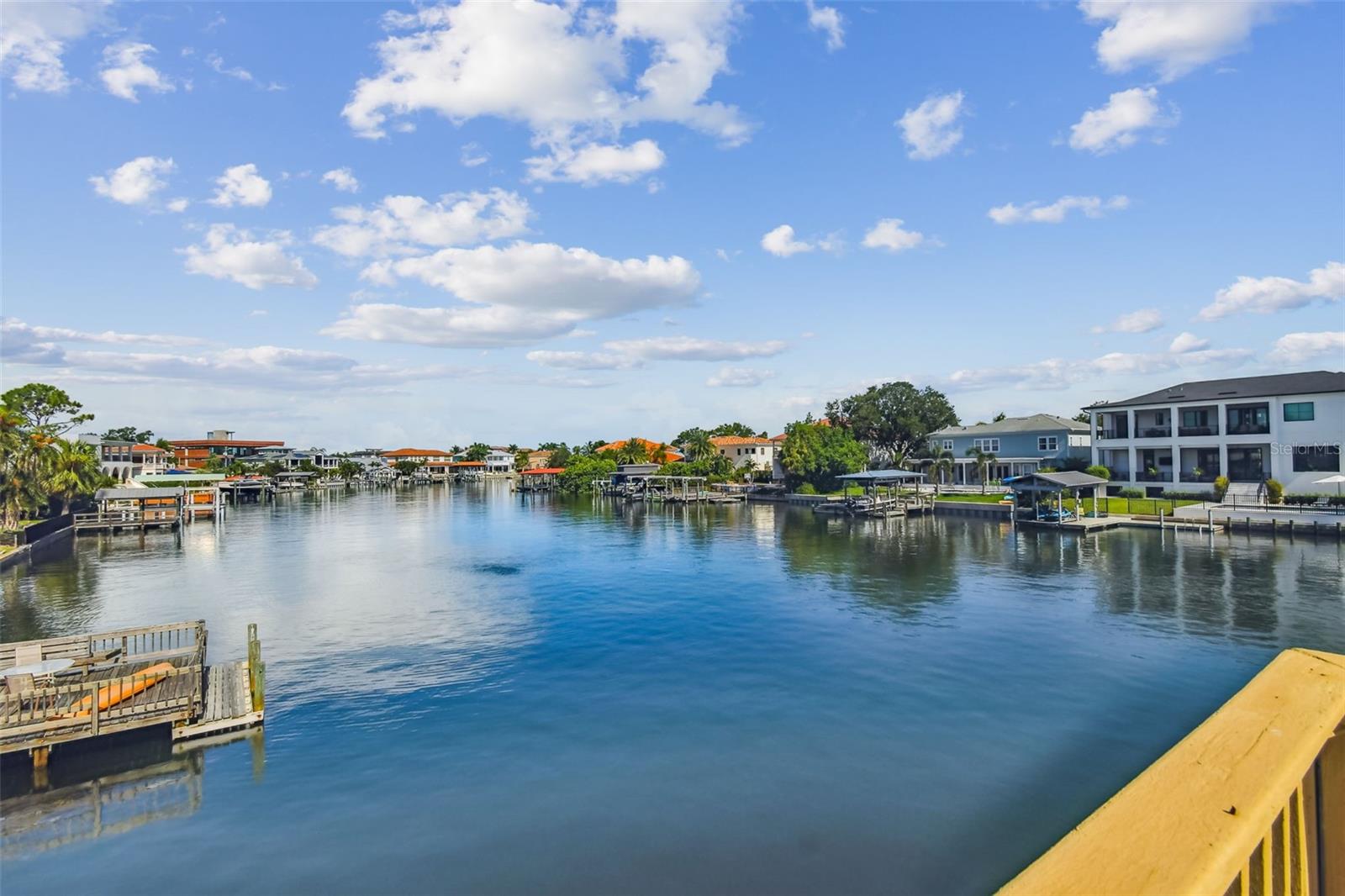 5105 W LONGFELLOW AVE