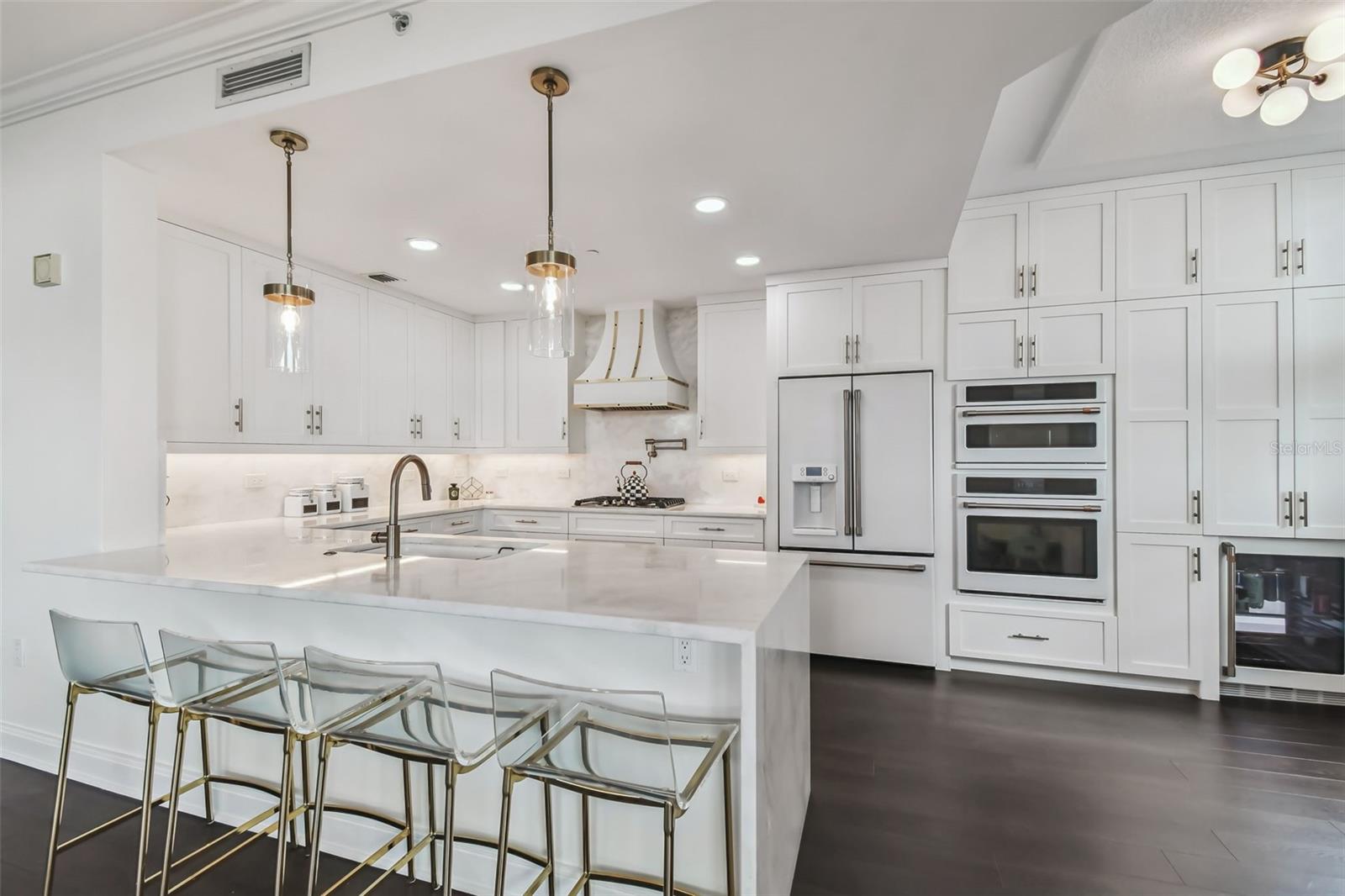 450 KNIGHTS RUN AVE #502