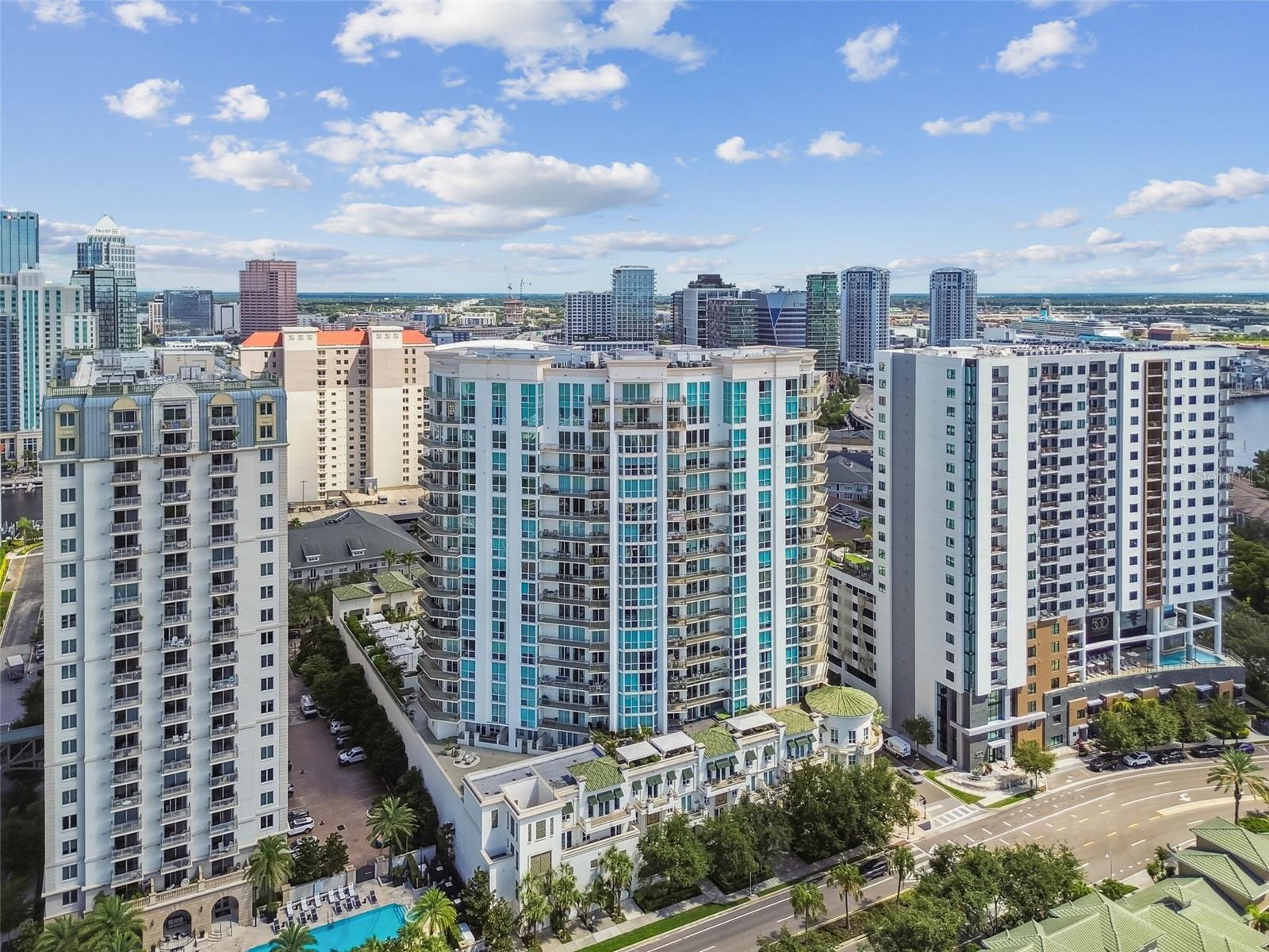 450 KNIGHTS RUN AVE #502