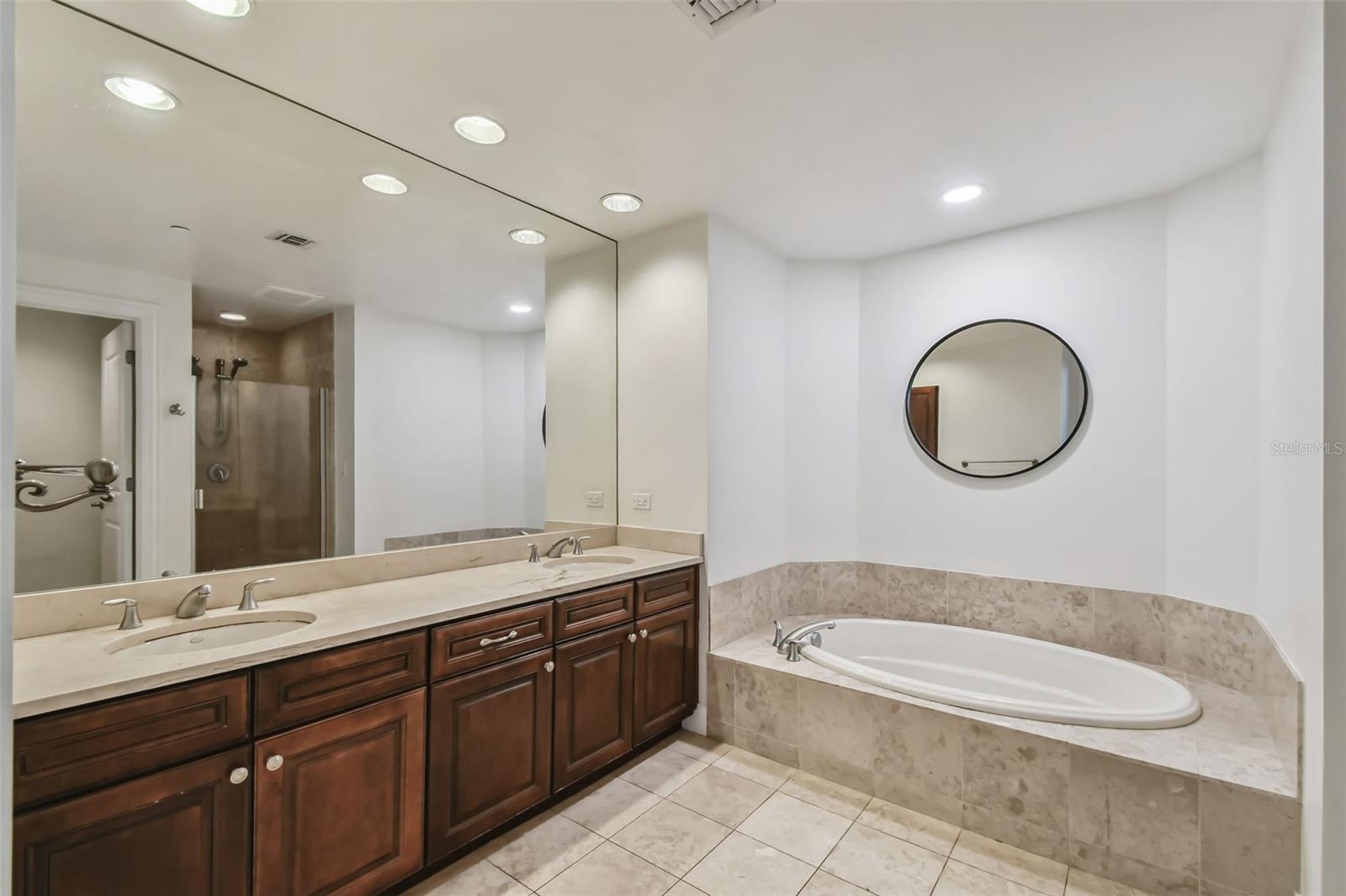 450 KNIGHTS RUN AVE #502
