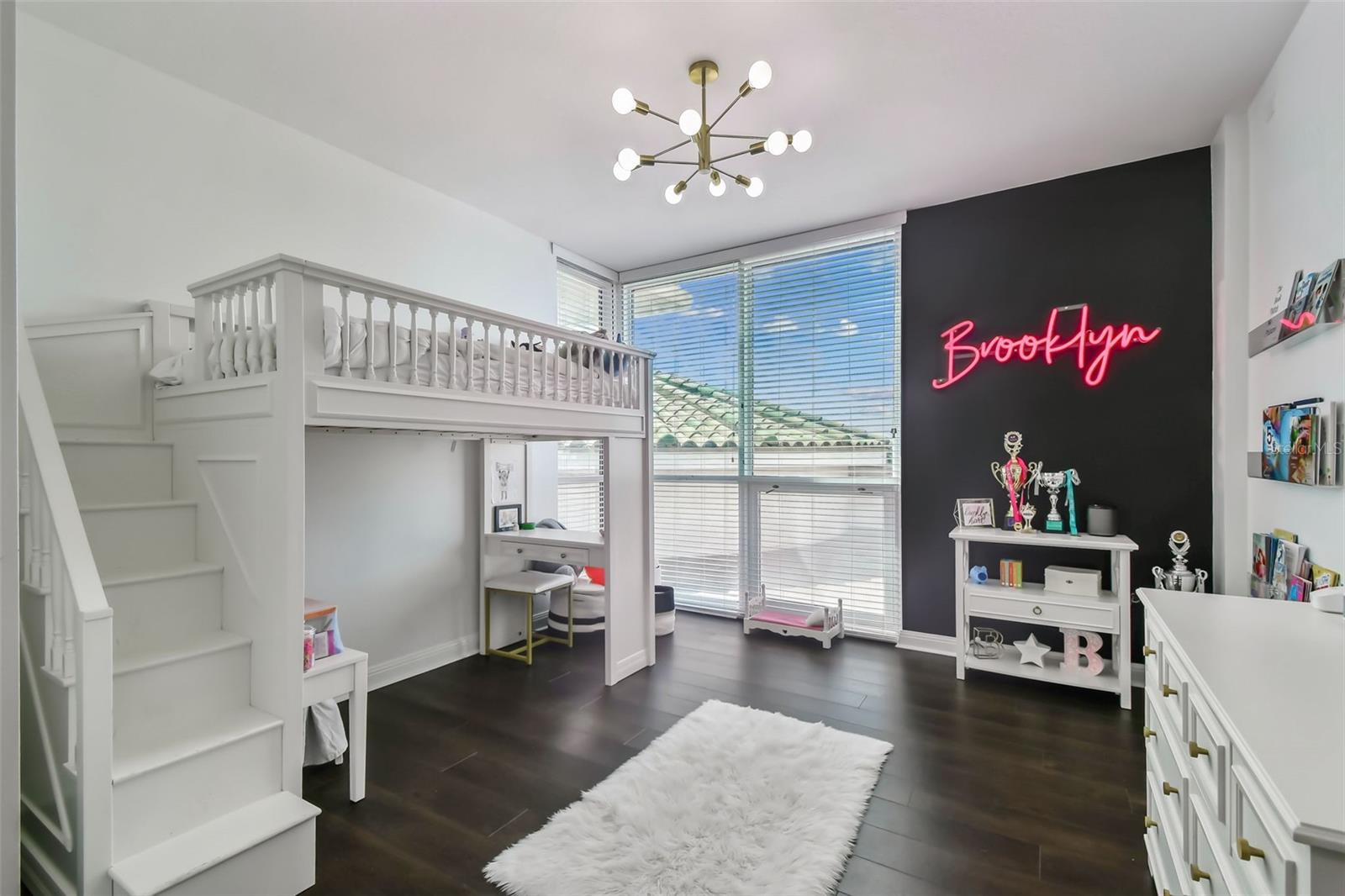 450 KNIGHTS RUN AVE #502