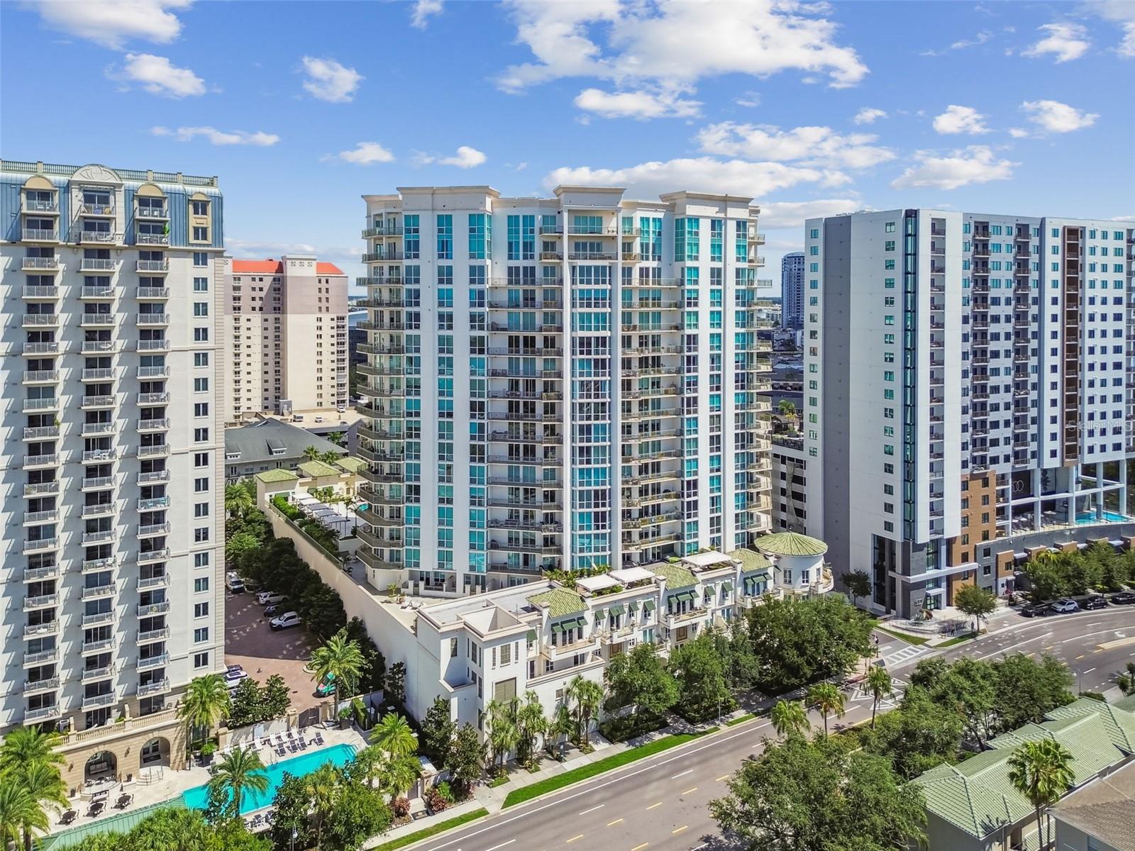 450 KNIGHTS RUN AVE #502