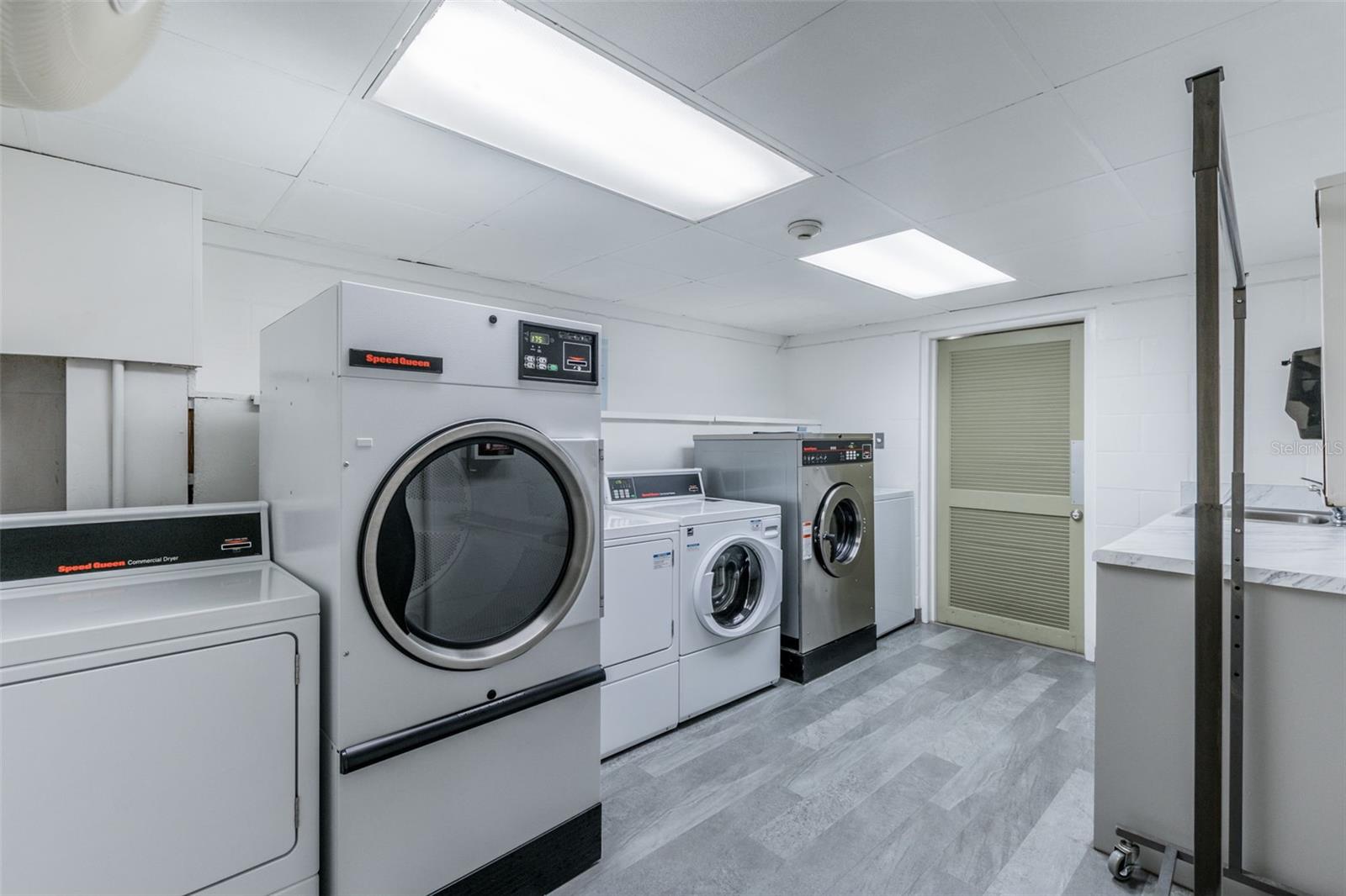 3325 BAYSHORE BLVD #B37