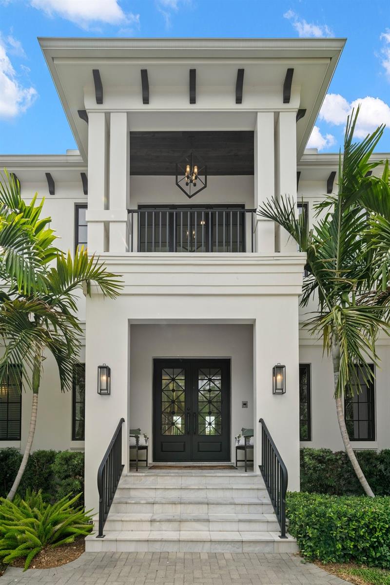 419 S SHORE CREST DR