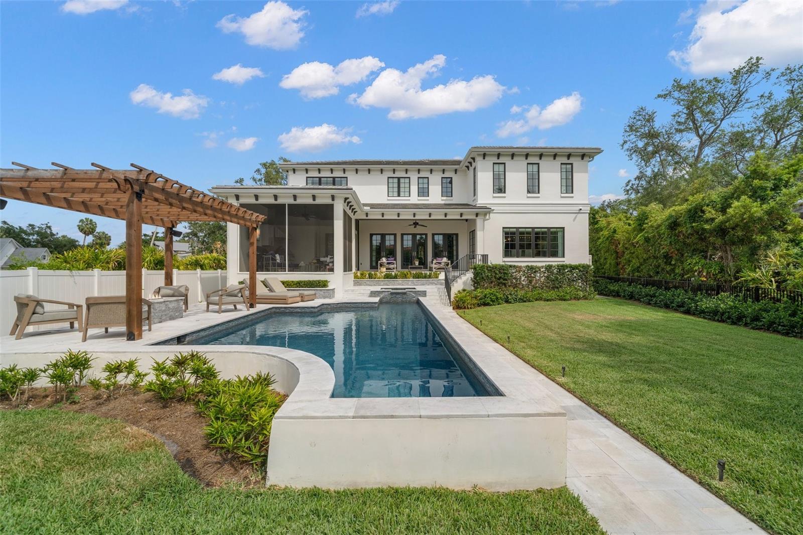 419 S SHORE CREST DR