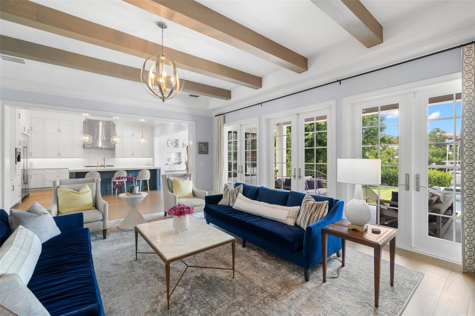 419 S SHORE CREST DR